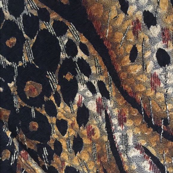 JM Collection Patterned Top - Picture 4 of 4